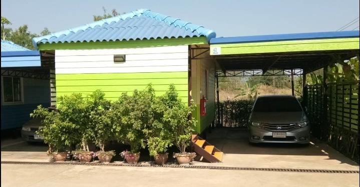 Hi Tech Resort Kabin Buri Bagian luar foto